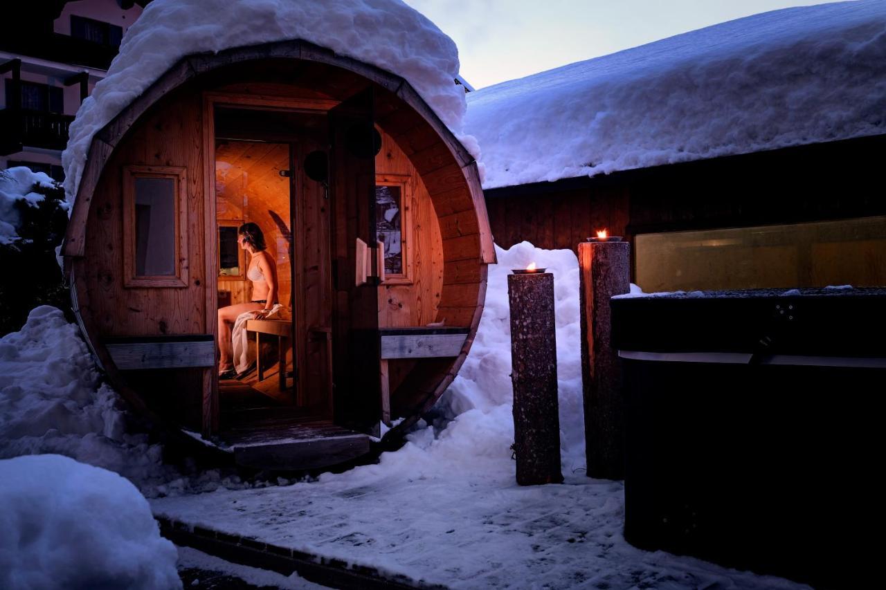 Hotel Nele Ziano Di Fiemme Exterior photo